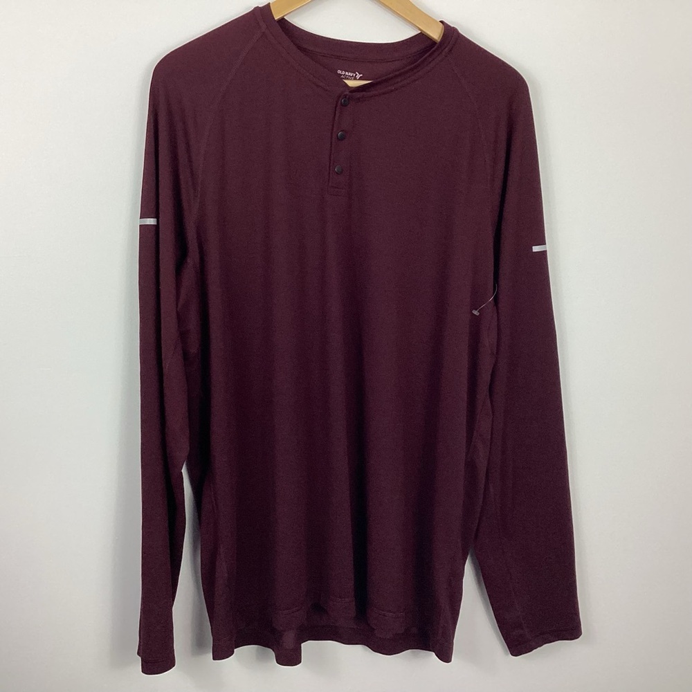Old Navy Active Breathe On Reflective Sleeves Shirt Size XL